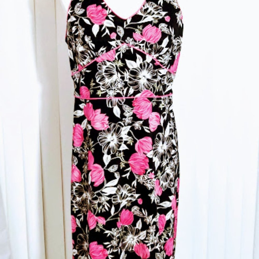SAG HARBOR*DRESS*FITTED BODICE*SLIGHTLY FLARED*WOMEN SIZE 8P